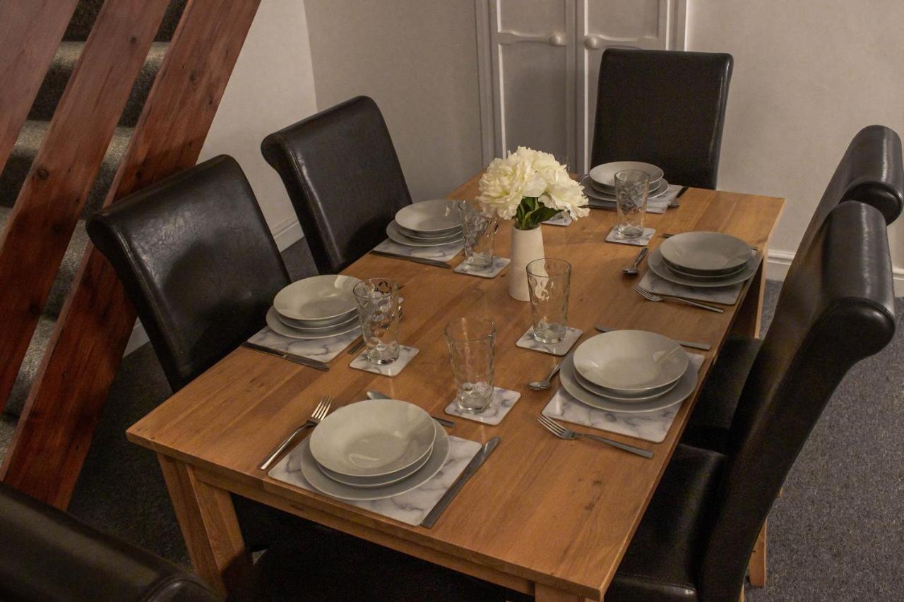 Business Friendly 3Br Home - King Size Beds & Centrally Located Swansea Exterior foto
