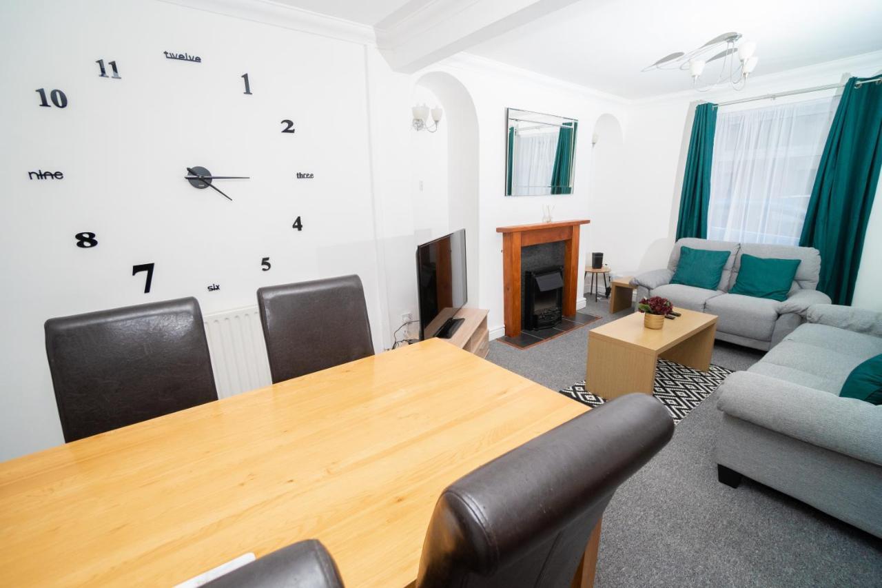 Business Friendly 3Br Home - King Size Beds & Centrally Located Swansea Exterior foto