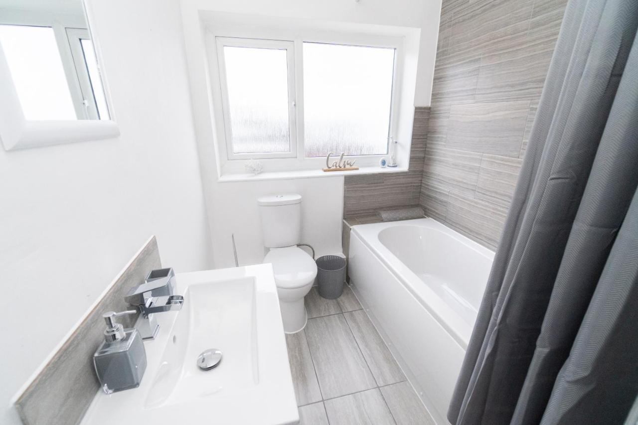 Business Friendly 3Br Home - King Size Beds & Centrally Located Swansea Exterior foto